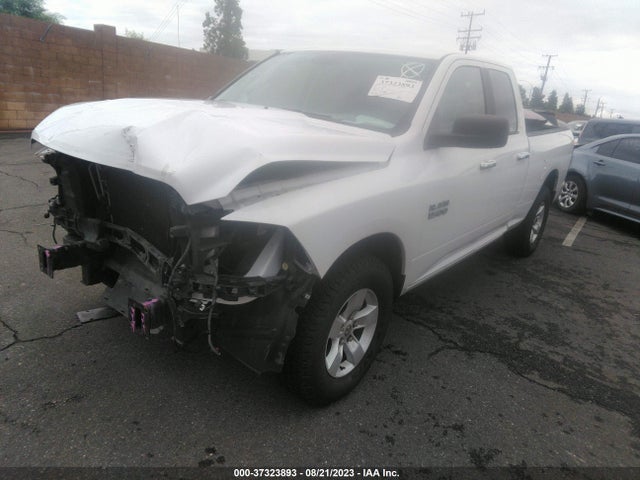 1C6RR6GGXHS744232 RAM 1500 Slt