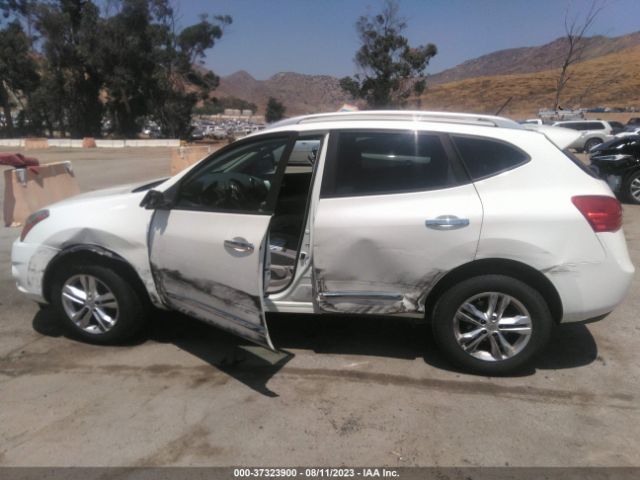 JN8AS5MT9FW670219 Nissan Rogue Select S