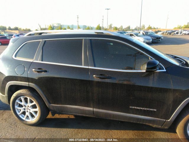 1C4PJLCS3HW586504 Jeep Cherokee Latitude