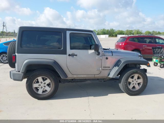 1C4AJWAG6HL730425 Jeep Wrangler Sport