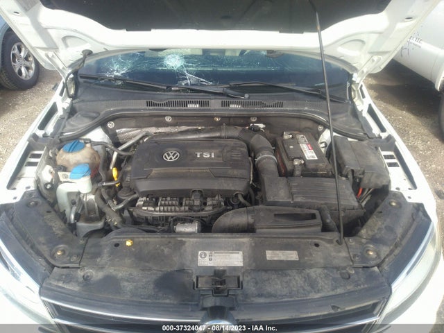3VWD17AJ2FM309891 Volkswagen Jetta Sedan 1.8t Se W/connectivity