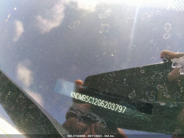 KNDMB5C12G6203797 KIA SEDONA LX