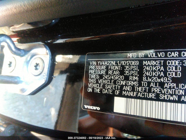2018 Volvo V90, VIN: YV4A22NL1J1017069