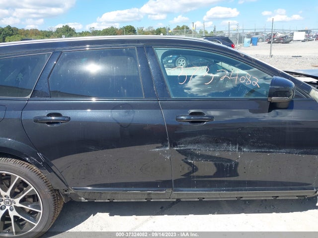 2018 Volvo V90, VIN: YV4A22NL1J1017069