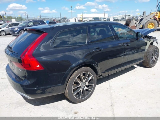 2018 Volvo V90, VIN: YV4A22NL1J1017069