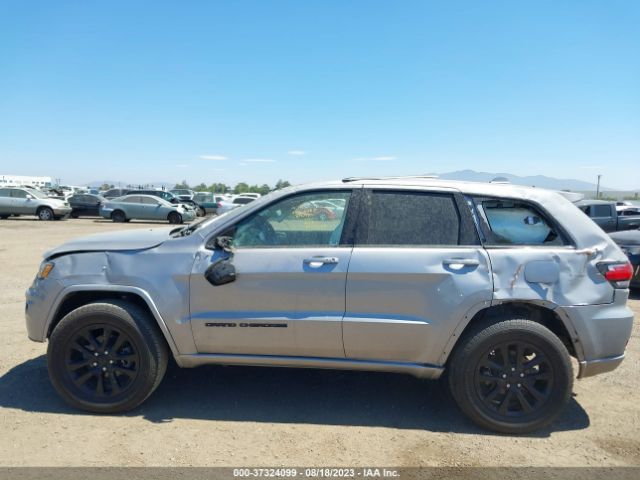 1C4RJFAG0KC812421 Jeep Grand Cherokee Altitude