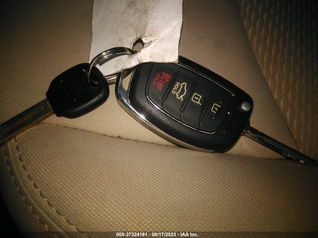 Hyundai SONATA SE 2017 5NPE24AF9HH556090 Image 11