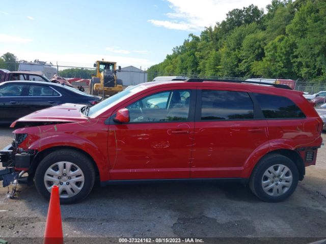 3C4PDCBBXKT853045 Dodge JOURNEY SE