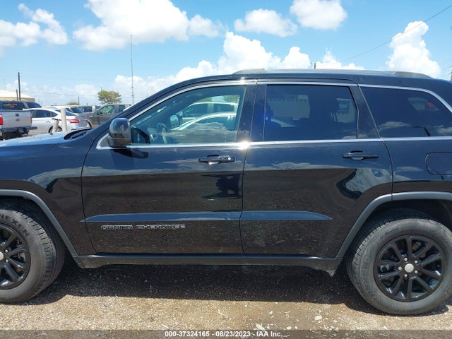 1C4RJEAGXMC657597 Jeep Grand Cherokee Laredo E