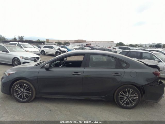 3KPF54AD3PE529173 KIA Forte Gt-line