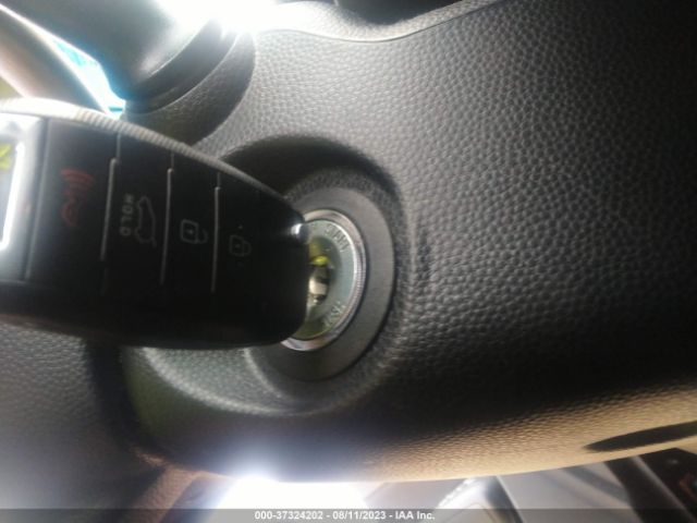 KNDJN2A26J7521542 KIA Soul Base