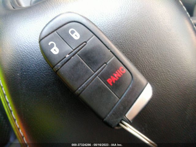 3C4PDCGG5KT810026 Dodge Journey Crossroad