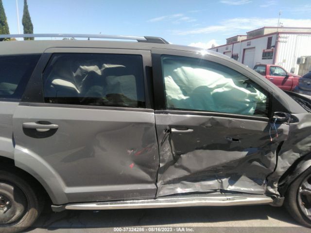 3C4PDCGG5KT810026 Dodge Journey Crossroad