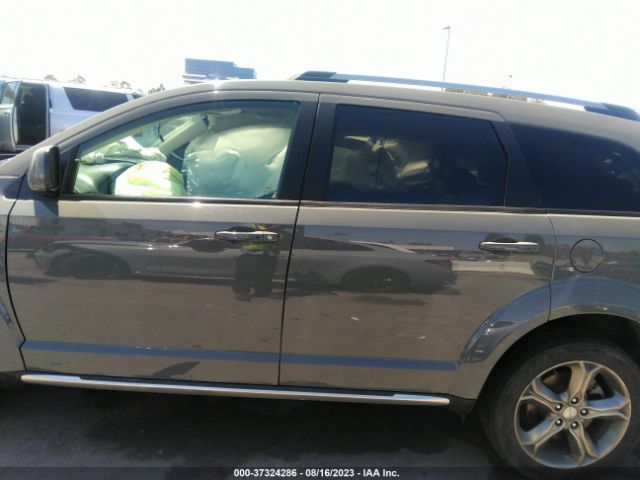 3C4PDCGG5KT810026 Dodge Journey Crossroad