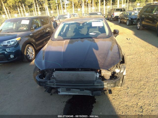 3FA6P0LUXKR115668 Ford Fusion Hybrid Se