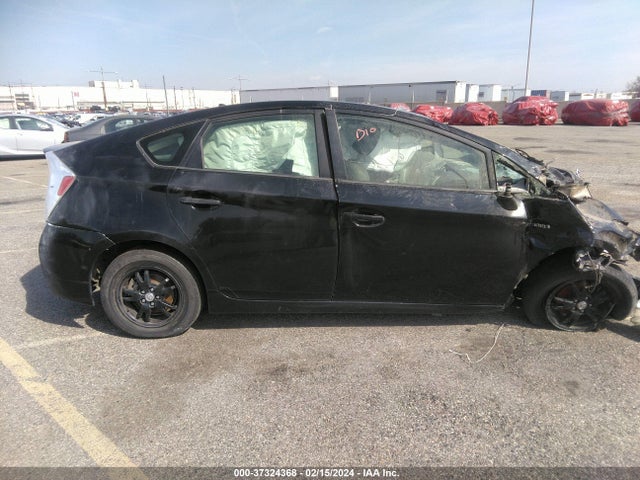 Toyota Prius Two 2014 JTDKN3DU3E0383514 Image 12