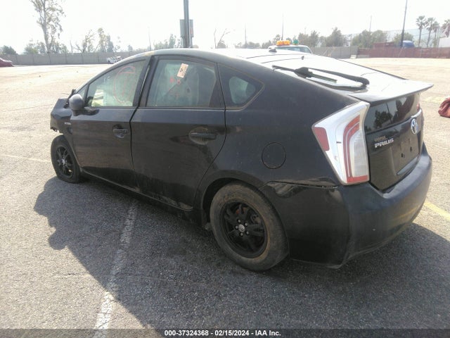 Toyota Prius Two 2014 JTDKN3DU3E0383514 Image 3