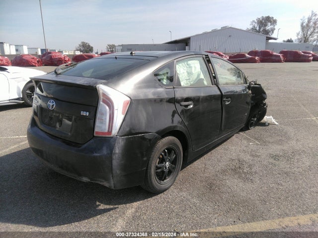 Toyota Prius Two 2014 JTDKN3DU3E0383514 Image 4
