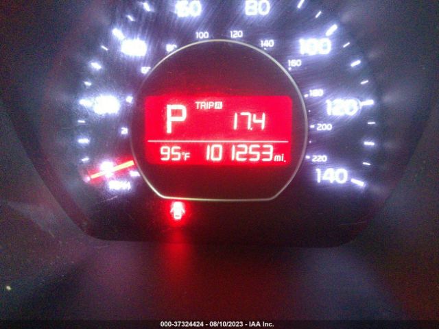 KNDJX3A50E7711109 KIA Soul !