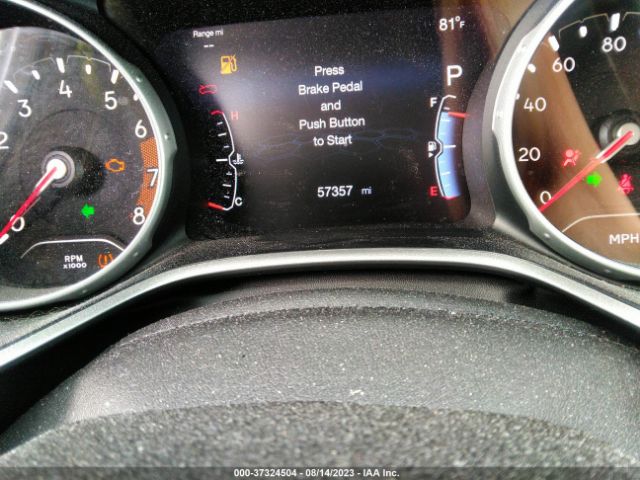 3C4NJDCB8JT116445 Jeep Compass Limited