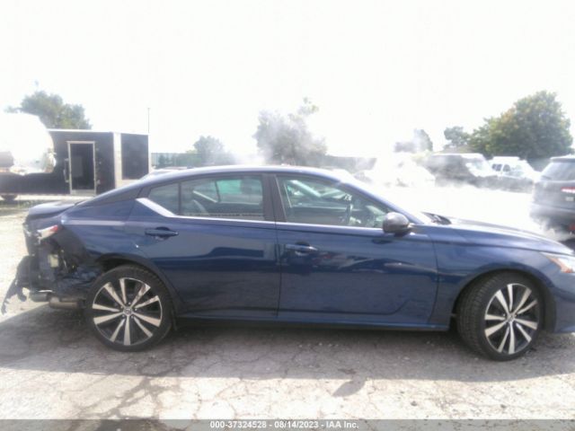 1N4BL4CV2MN313905 Nissan Altima 2.5 Sr