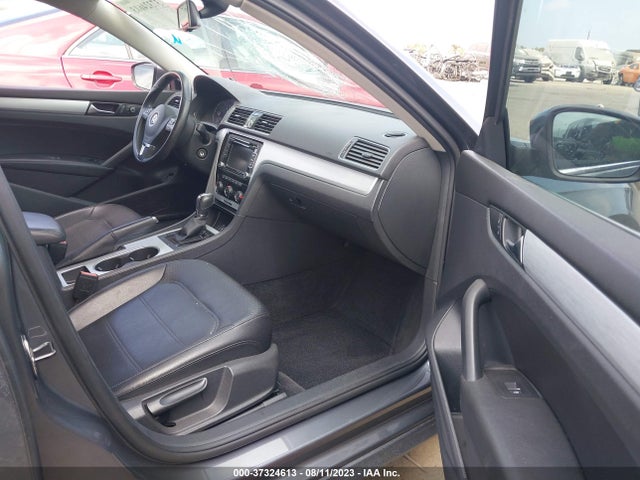 2013 VOLKSWAGEN PASSAT TDI SE W/SUNROOF VIN: 1VWBN7A30DC087783