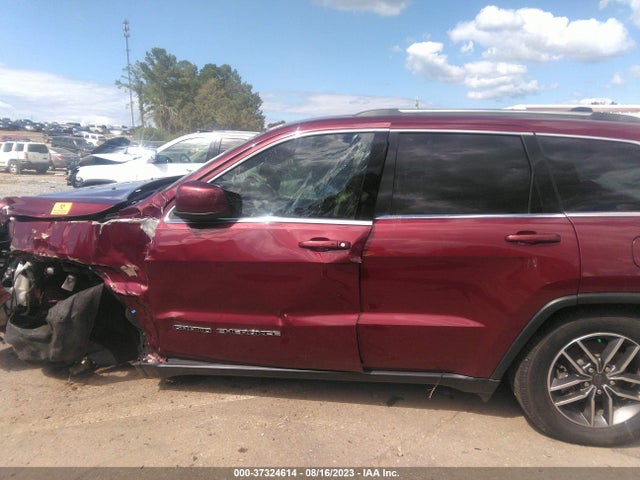 1C4RJEAGXKC826787 Jeep Grand Cherokee Laredo E