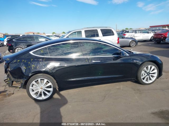 5YJ3E1EAXKF323806 Tesla Model 3 Range