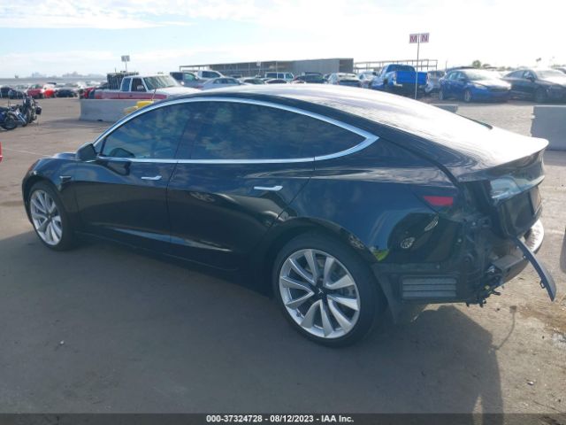 5YJ3E1EAXKF323806 Tesla Model 3 Range