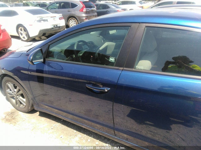 Hyundai ELANTRA SEL 2018 5NPD84LF2JH366807 Image 6