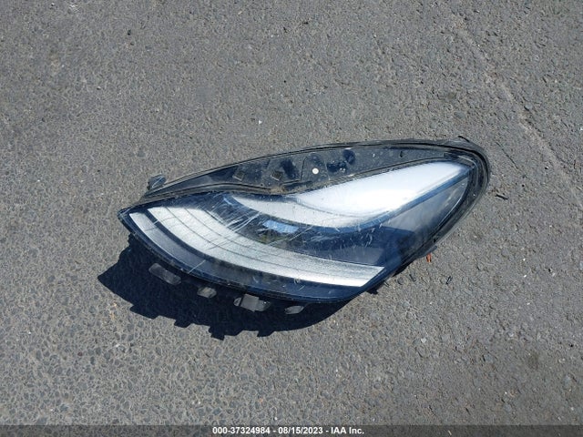 Tesla Model Y Long Range 2023 7SAYGDEE6PF624149 Image 11