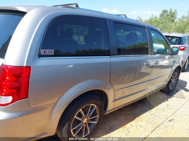 2C4RDGCG8HR558385 Dodge Grand Caravan Sxt