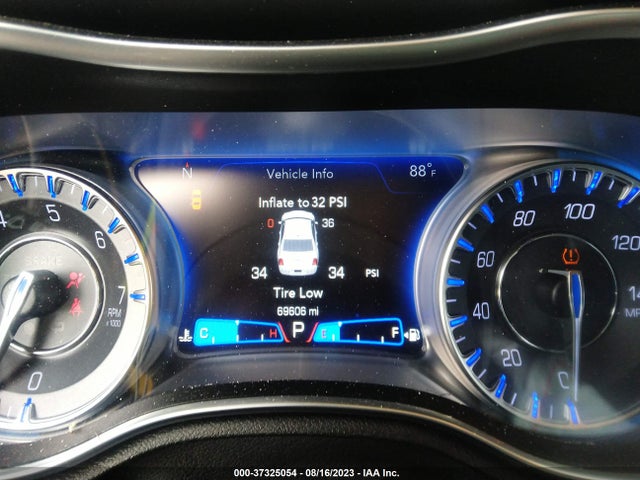2C3CCAAG9KH502403 Chrysler 300 Touring