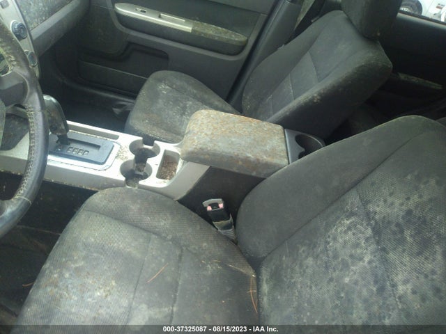 2009 FORD ESCAPE XLT VIN: 1FMCU93G99KA81236