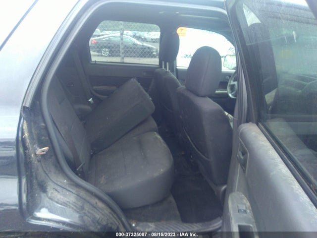 2009 FORD ESCAPE XLT VIN: 1FMCU93G99KA81236