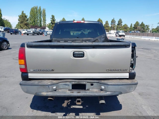 2001 CHEVROLET SILVERADO 1500 LS VIN: 2GCEC19T611282750