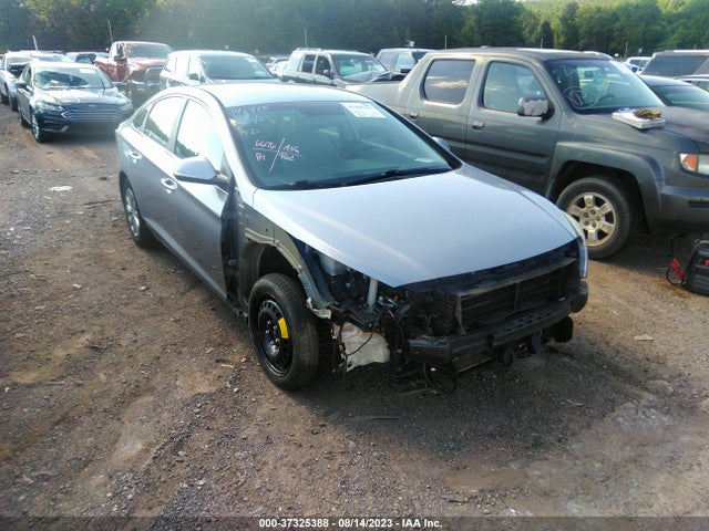 2016 KMHE24L13GA026023 main image