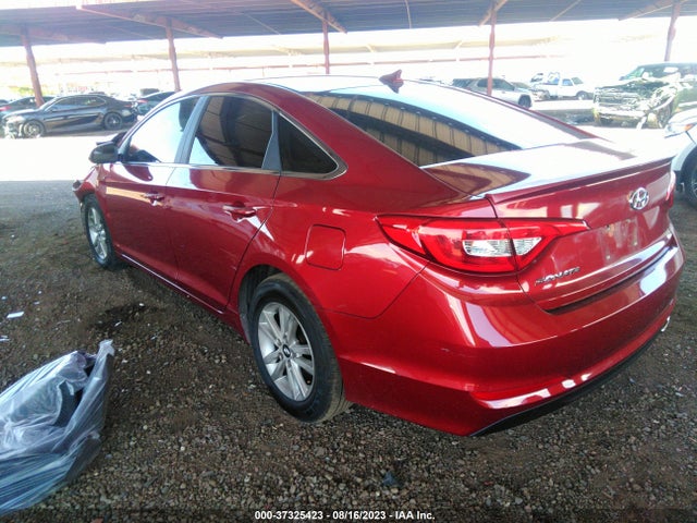 2015 HYUNDAI SONATA 2.4L SE VIN: 5NPE24AF9FH066424