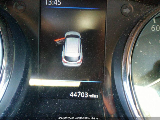 JN1BJ1AW3MW425698 Nissan Rogue Sport S