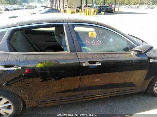 5XXGT4L31JG249216 KIA Optima Lx