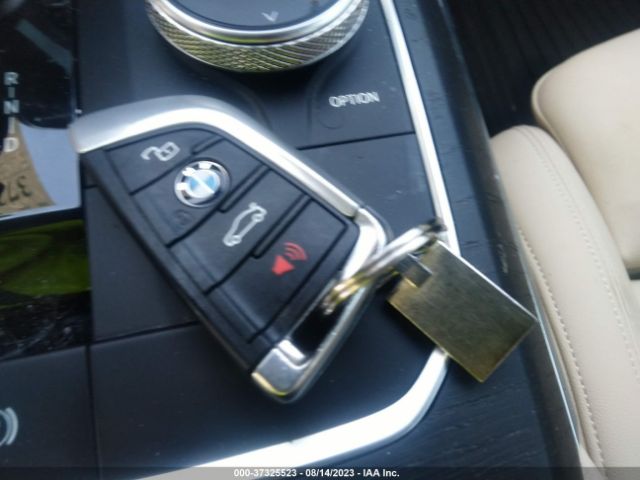 2019 BMW 330I WBA5R1C58KAK12423 Photo 10