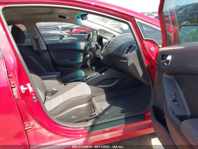 3KPFL4A74JE170715 KIA FORTE S