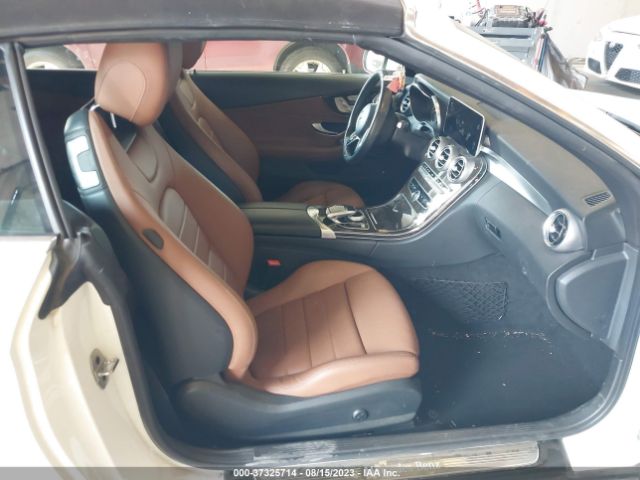 WDDWK8EB1KF769111 Mercedes-Benz C-class C 300