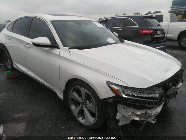 2018 HONDA ACCORD TOURING 2.0T VIN: 1HGCV2F97JA015365