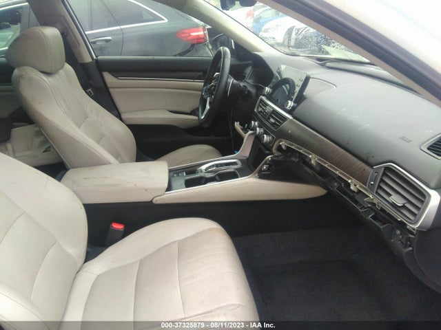 2018 HONDA ACCORD TOURING 2.0T VIN: 1HGCV2F97JA015365