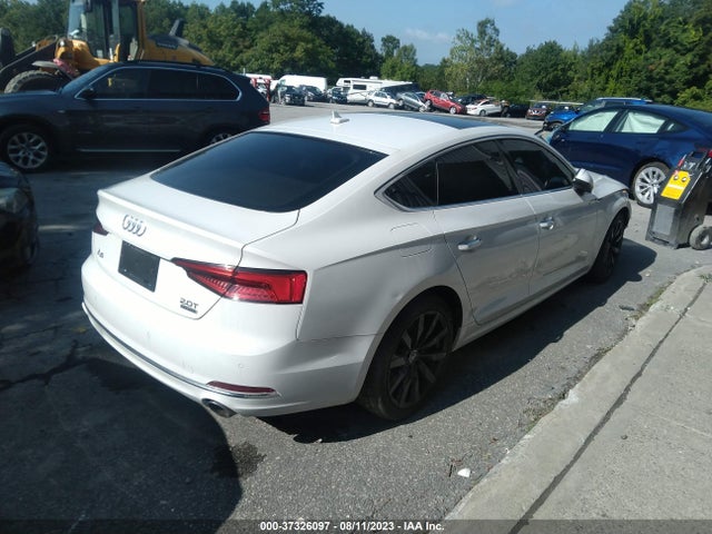 WAUBNCF55JA007257 Audi A5 Sportback Premium Plus