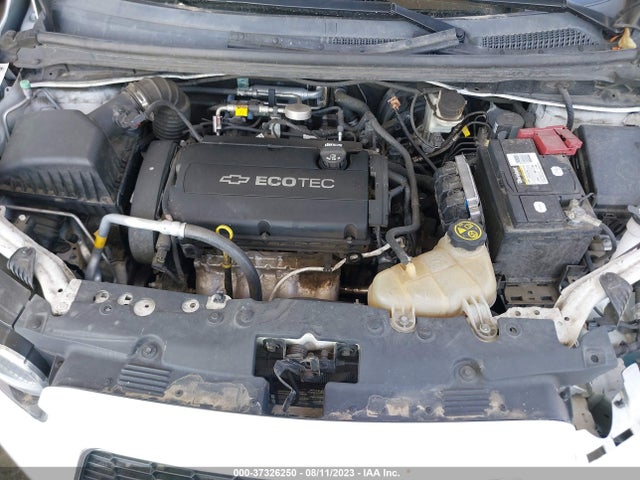 Chevrolet SONIC LT 2015 1G1JC6SH5F4198246 Image 11
