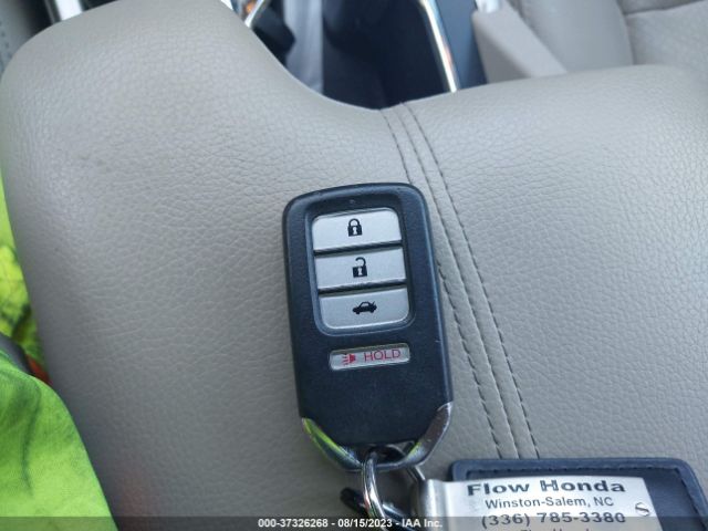 1HGCR2F89FA261689 Honda Accord Sedan Ex-l