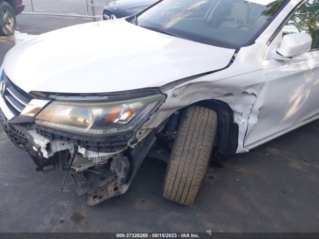 1HGCR2F89FA261689 Honda Accord Sedan Ex-l
