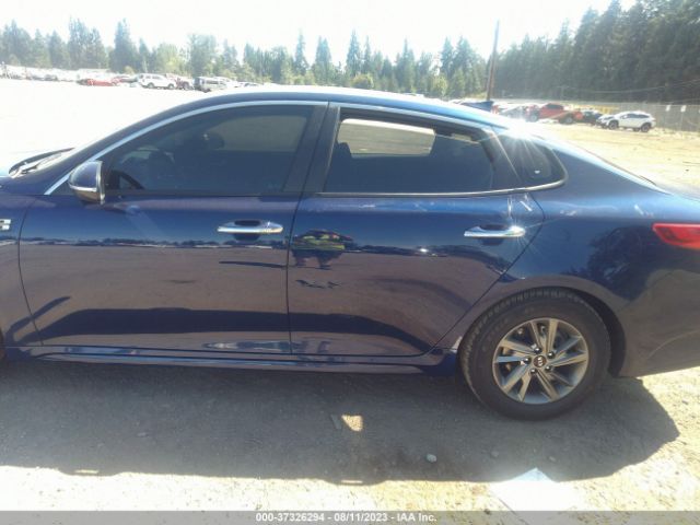 5XXGT4L38KG358435 KIA Optima Lx